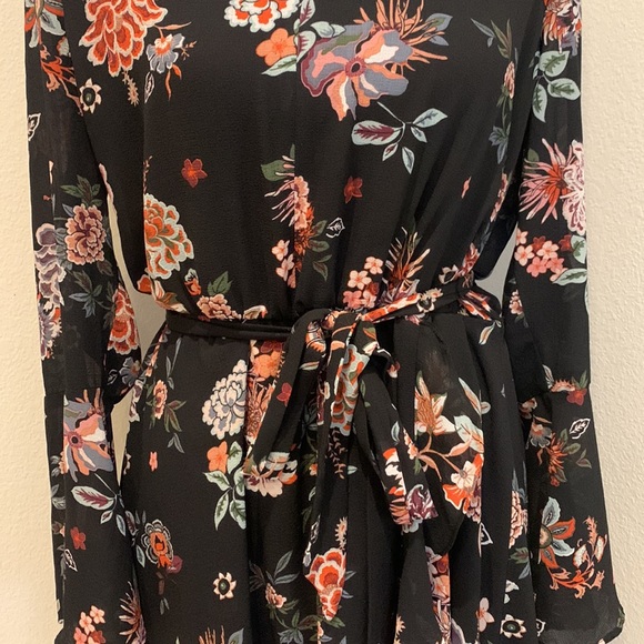 Floral Dress - Picture 3 of 9